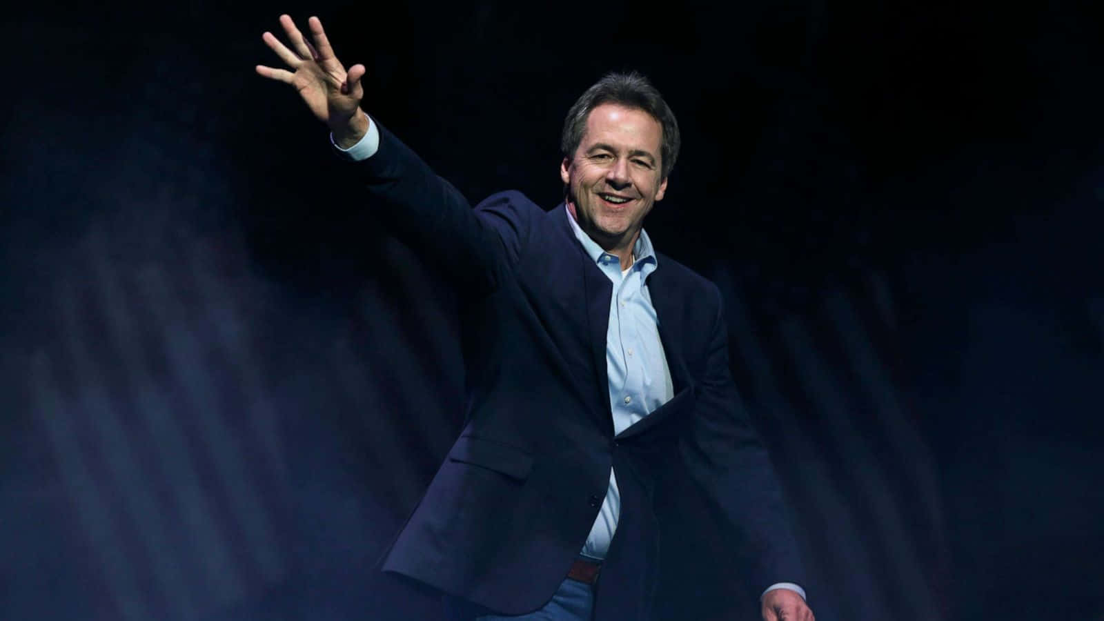 Steve Bullock Waving Wallpaper