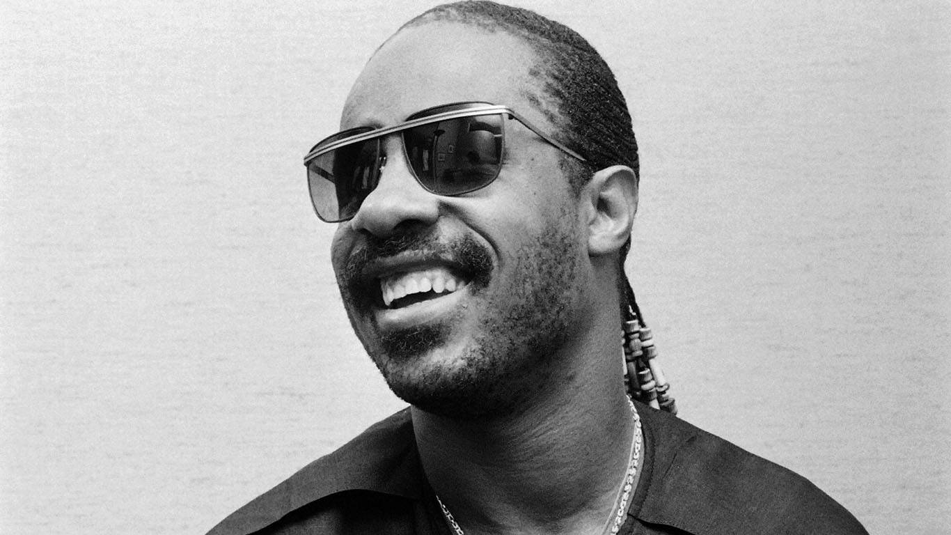 Stevie Wonder Smiling Portrait Wallpaper