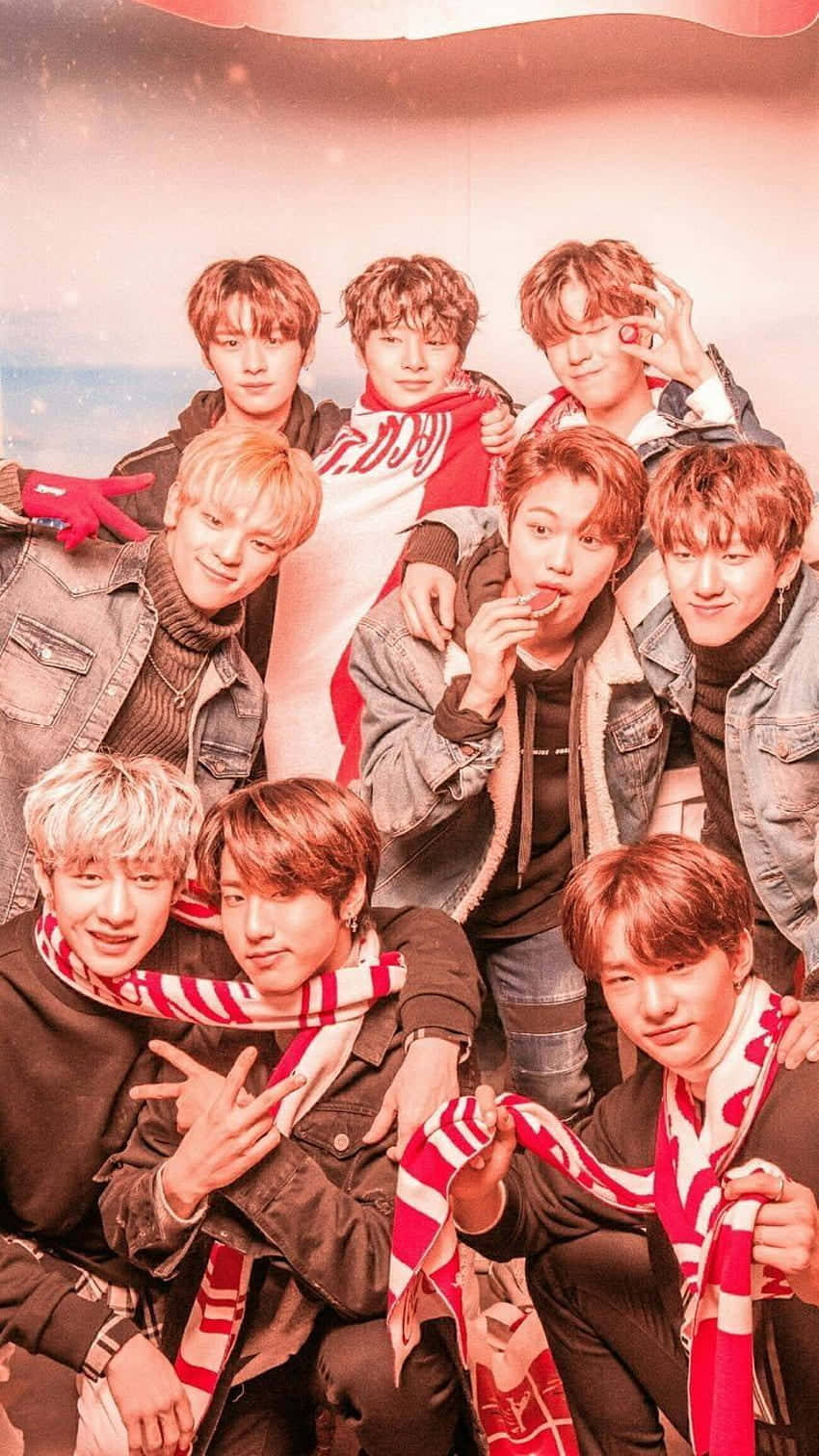 Stray Kids Group Pose Aesthetic Wallpaper