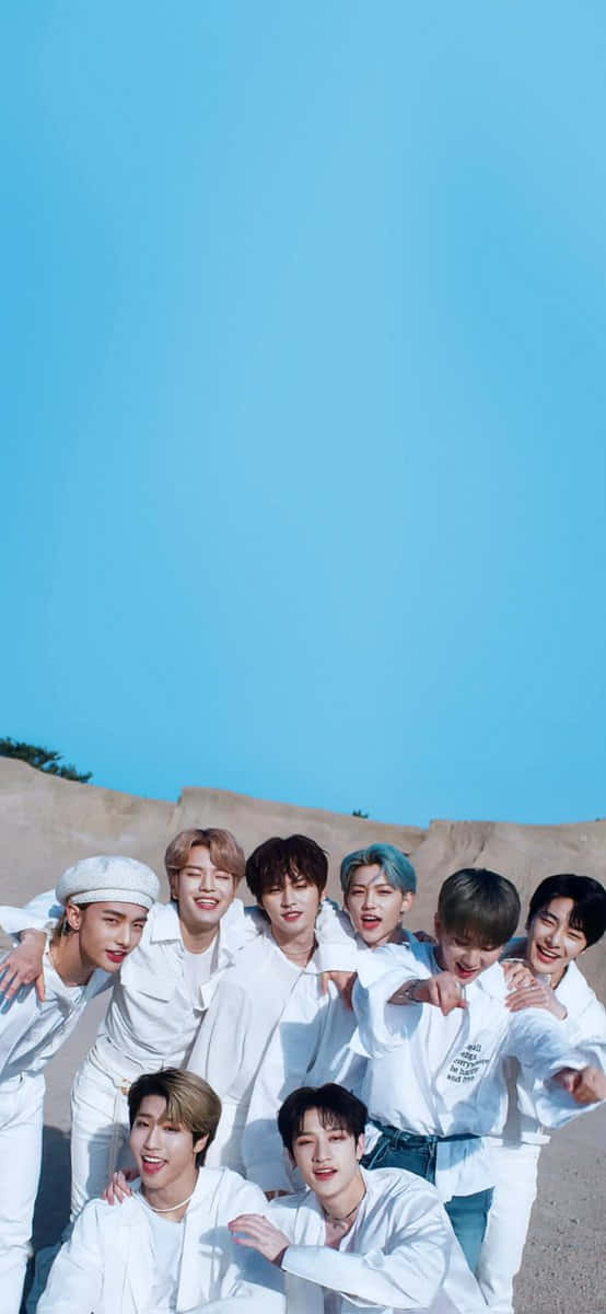 Stray Kids Ot8: A Group Of Unstoppable Talent Wallpaper