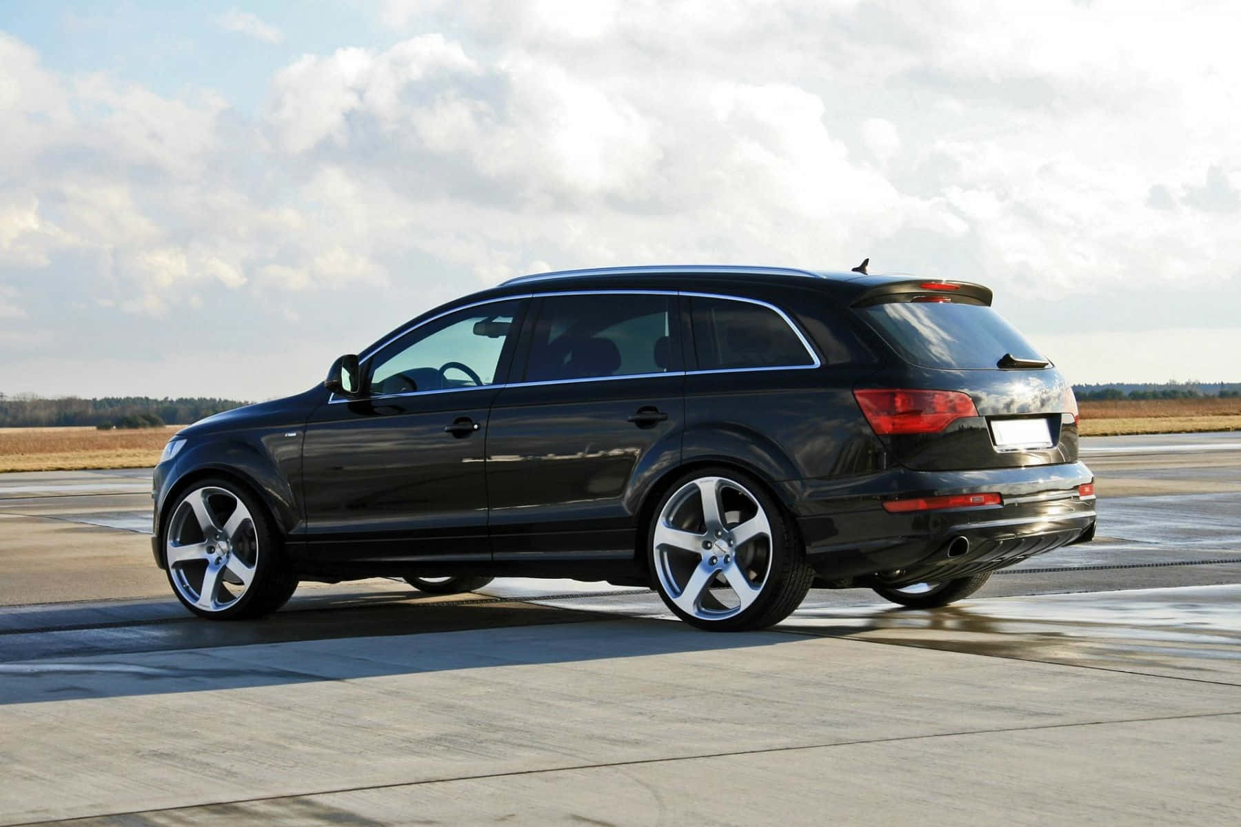 Stunning Audi Q7 On An Open Road Wallpaper