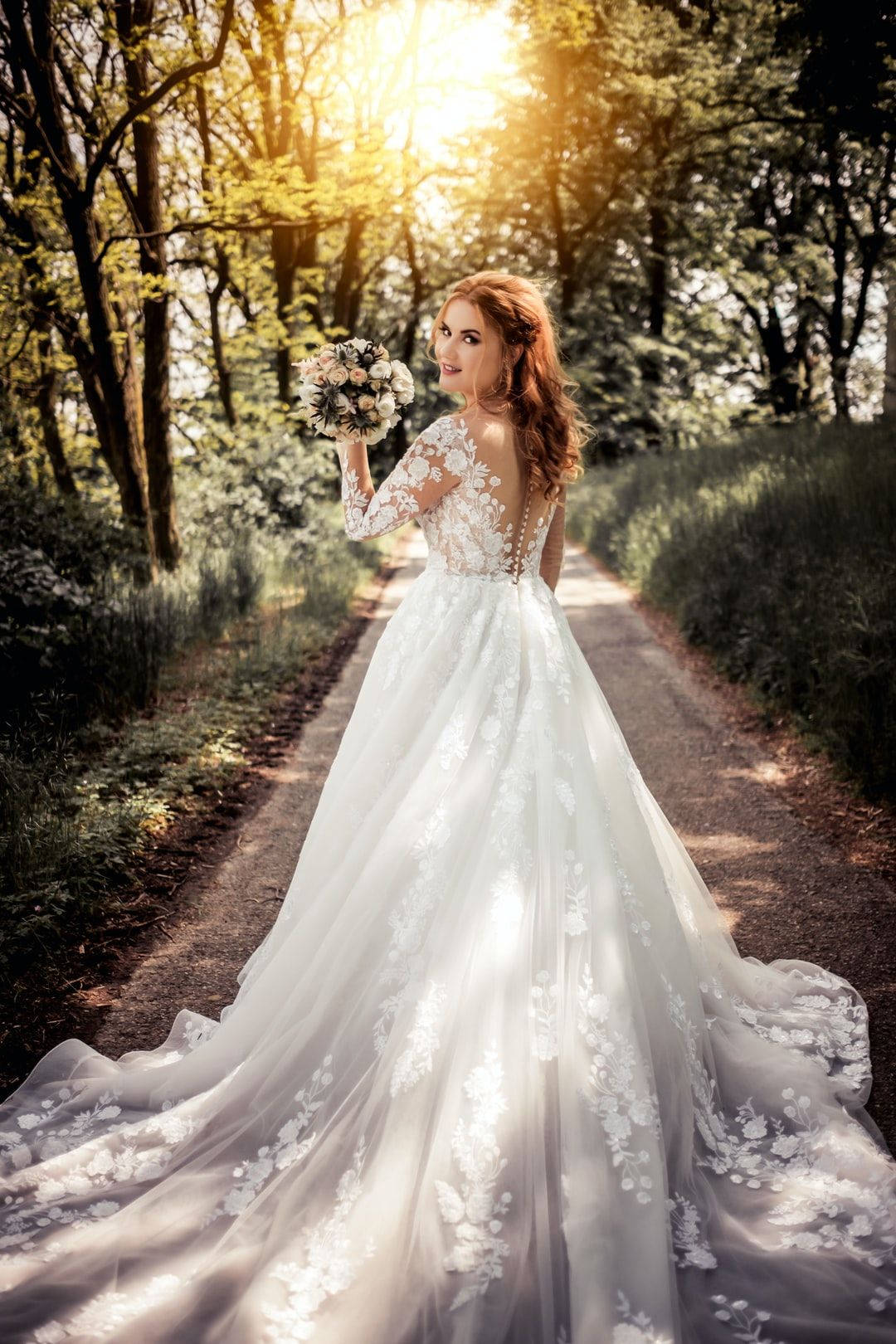 Stunning Bride In The Garden Wallpaper