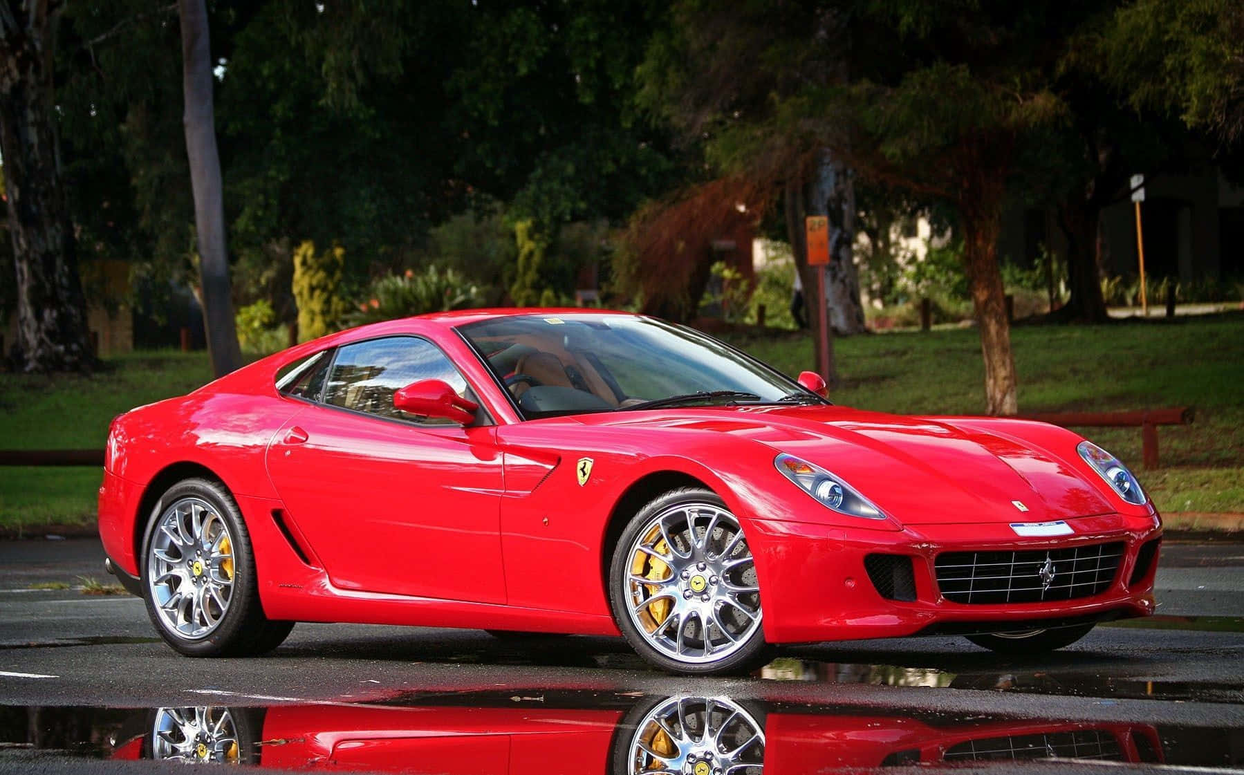 Stunning Ferrari 599 Gtb Fiorano In Action Wallpaper