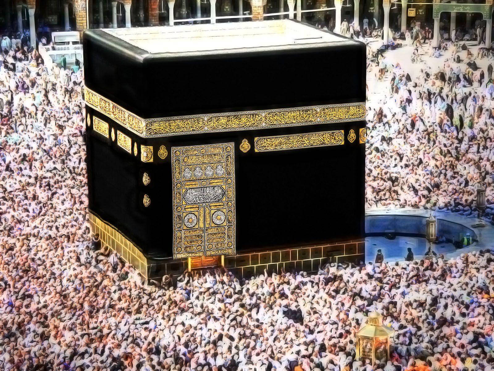 Stunning High Resolution Image Of The Kaaba, The Black Stone Worship Place In Makkah Wallpaper