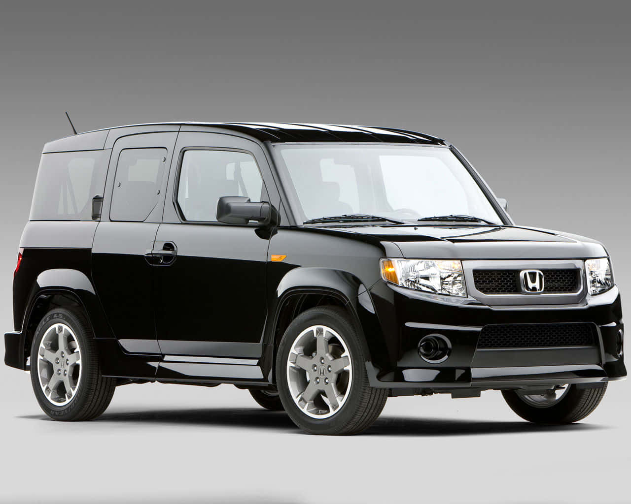 Stunning Honda Element In Its Element Wallpaper