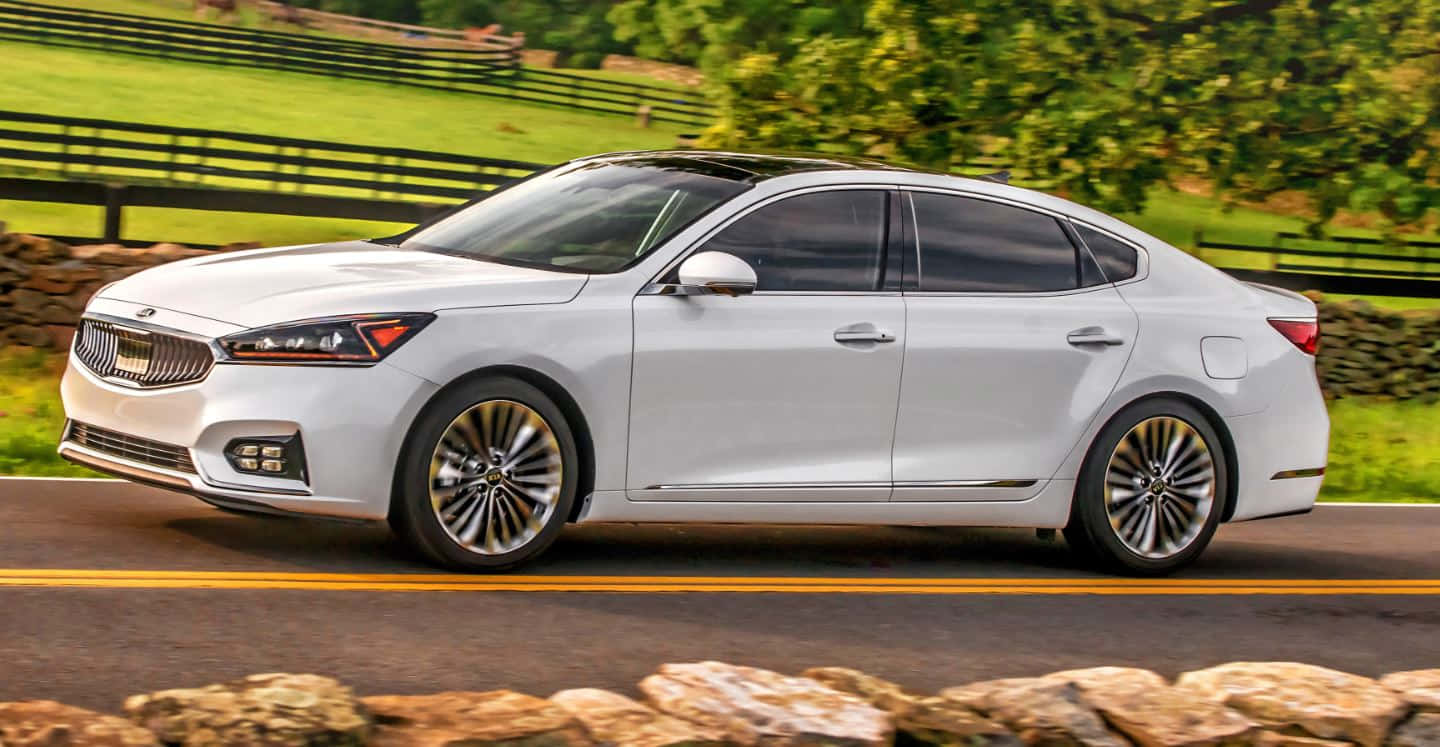 Stunning Kia Cadenza In A Picturesque Setting Wallpaper