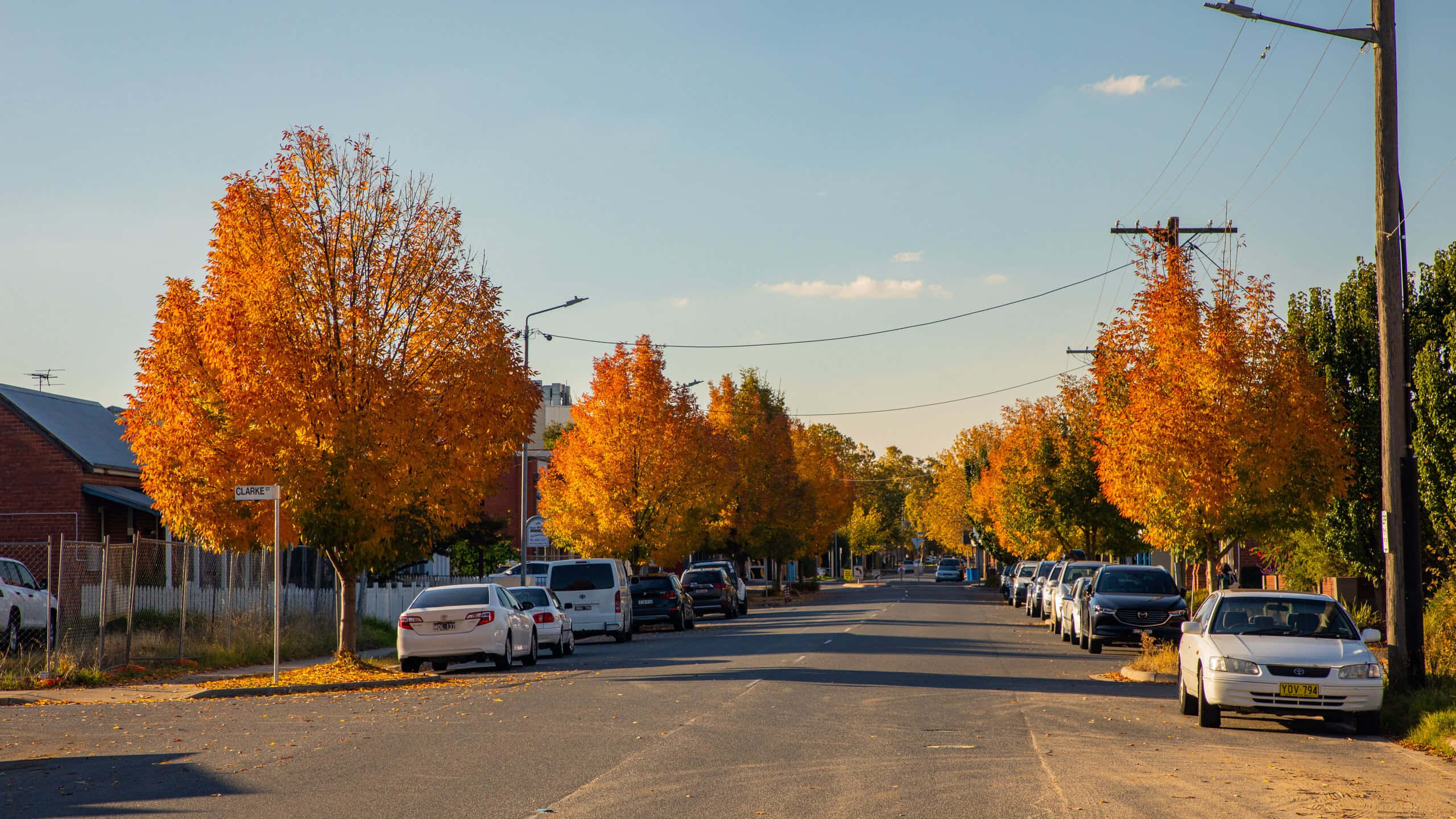 Stunning Lake Hume, Albury At Sunset Wallpaper