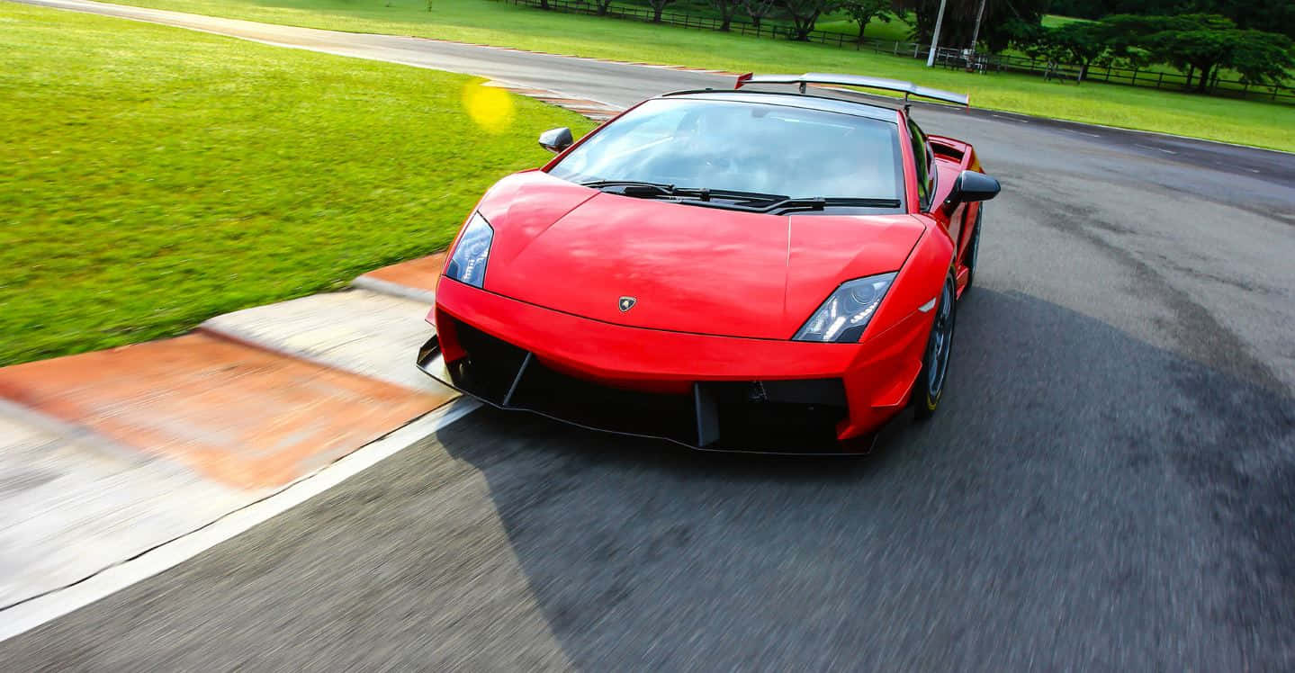 Stunning Lamborghini Gallardo In Motion Wallpaper