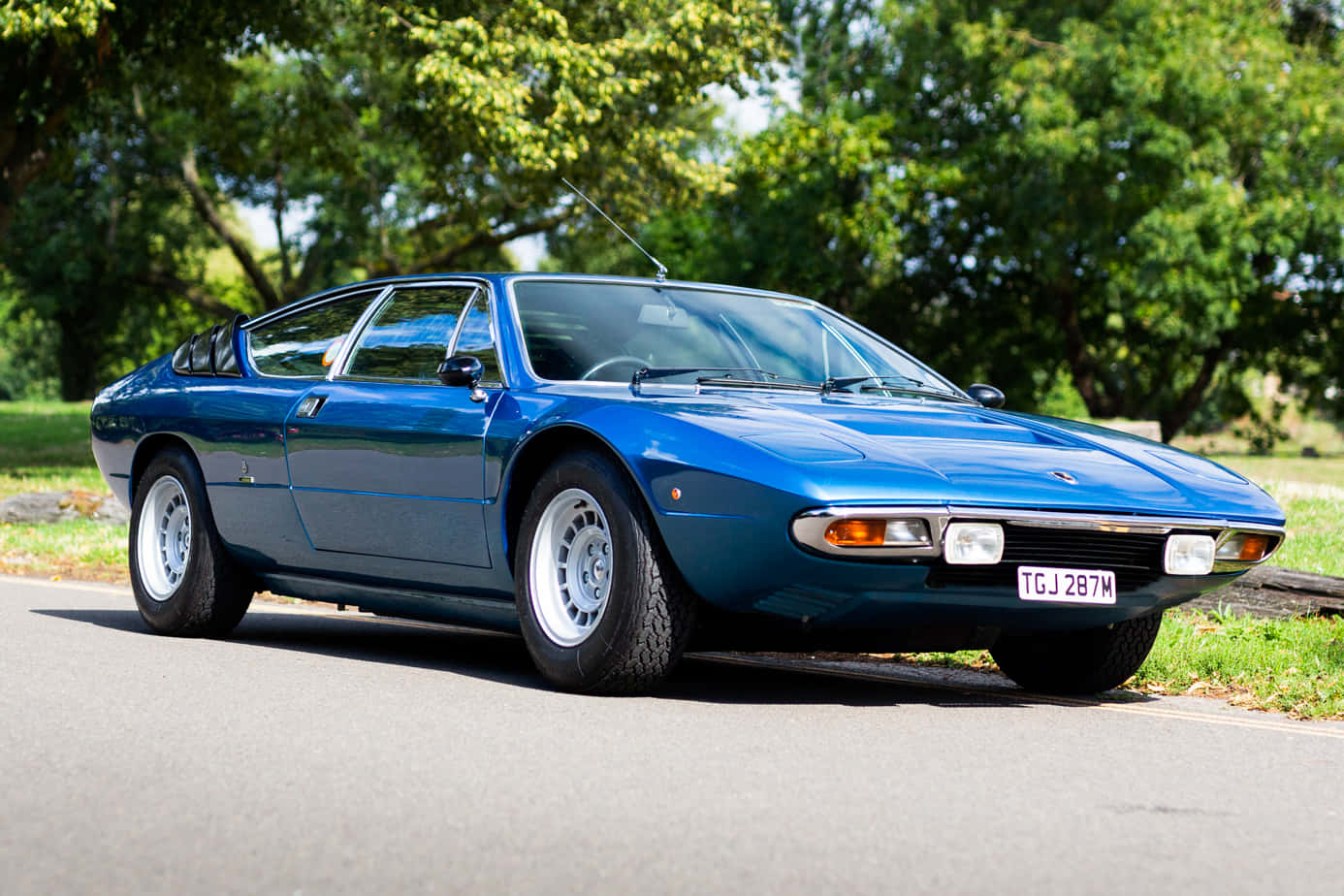 Stunning Lamborghini Urraco In Pristine Condition Wallpaper