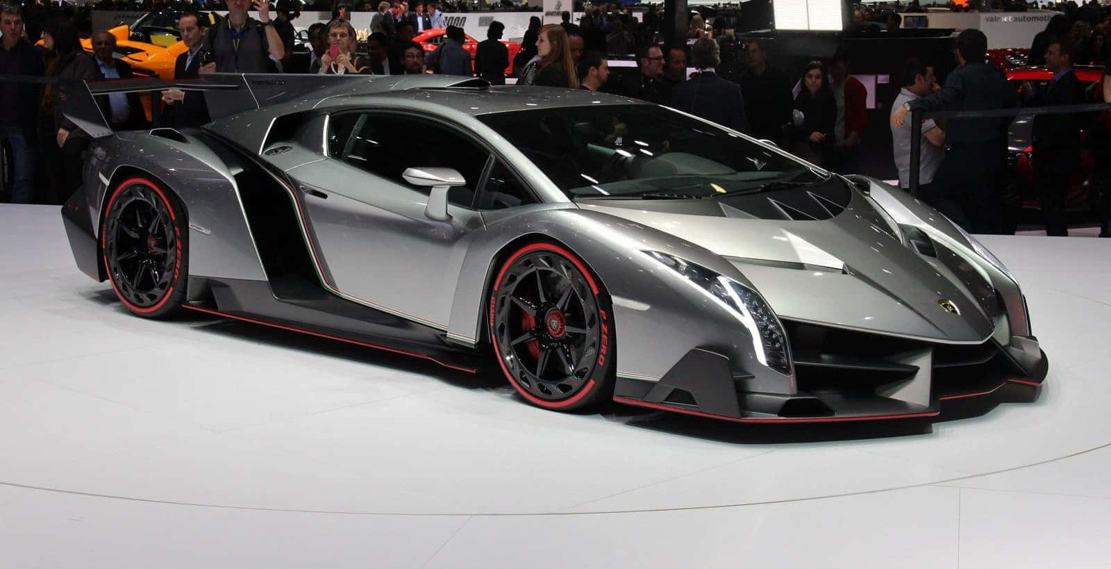 Stunning Lamborghini Veneno In Action Wallpaper