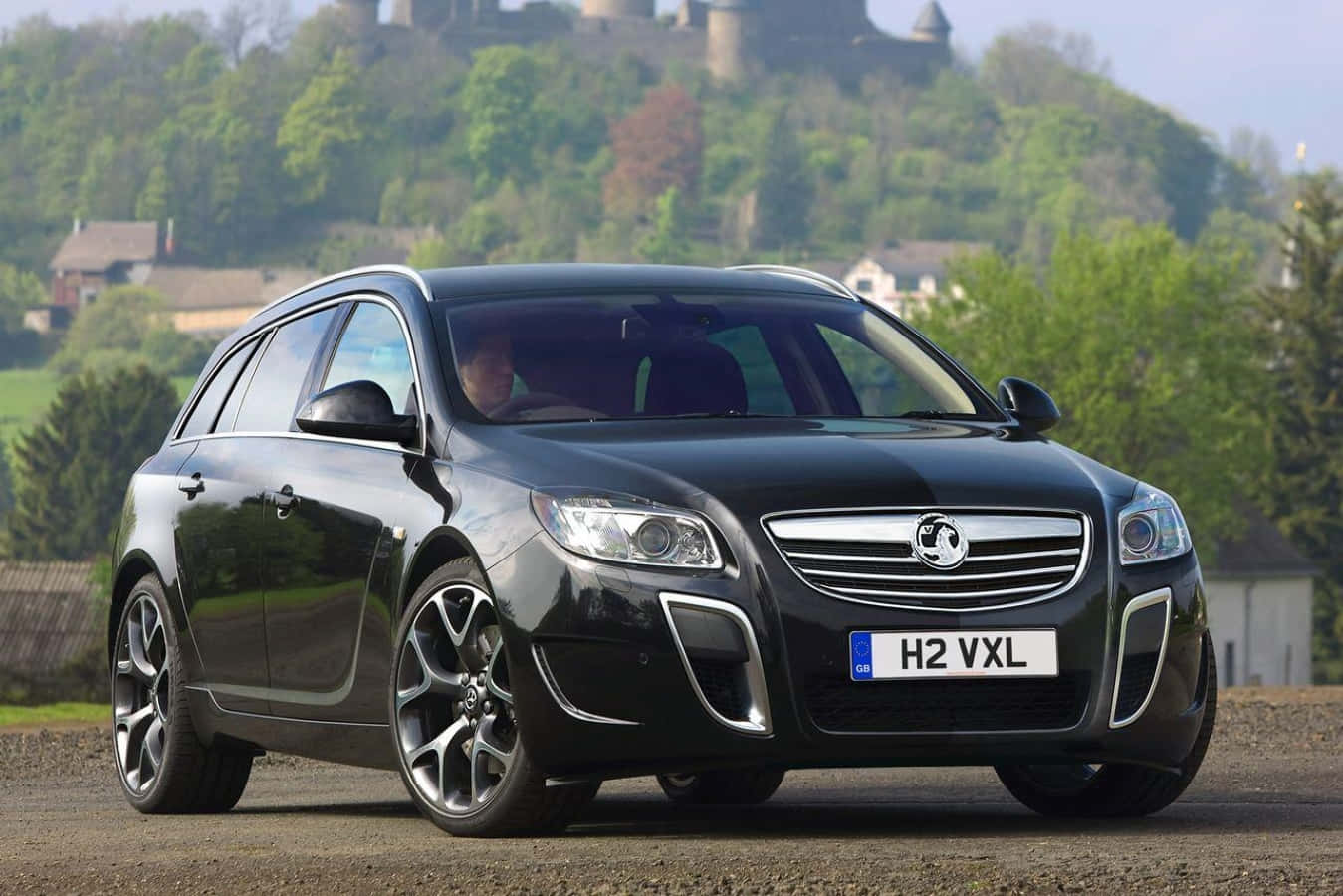 Stunning Opel Insignia In Motion Wallpaper