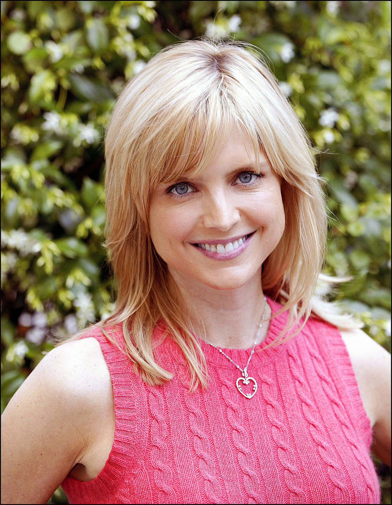 Stunning Picture Of Courtney Thorne Smith Wallpaper