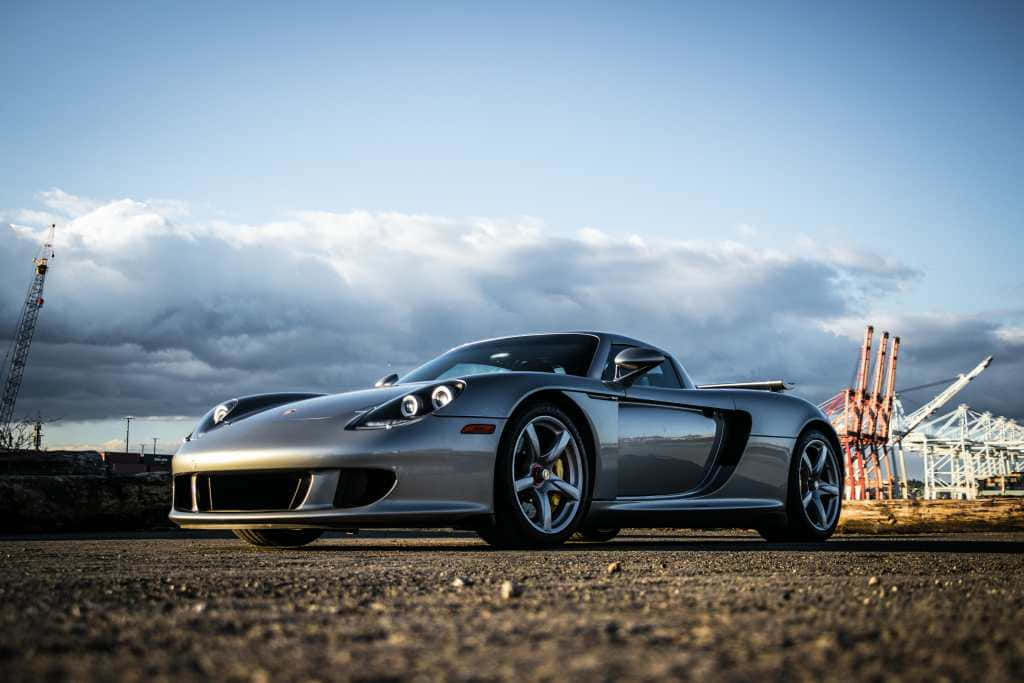 Stunning Porsche Carrera Gt Unleashed Wallpaper