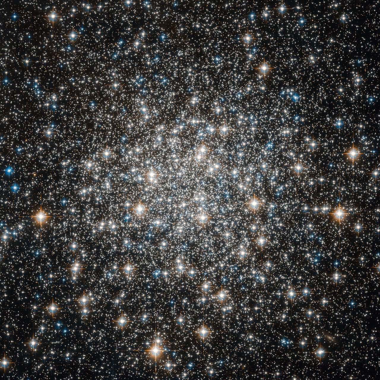 Stunning Star Cluster In The Cosmos Wallpaper