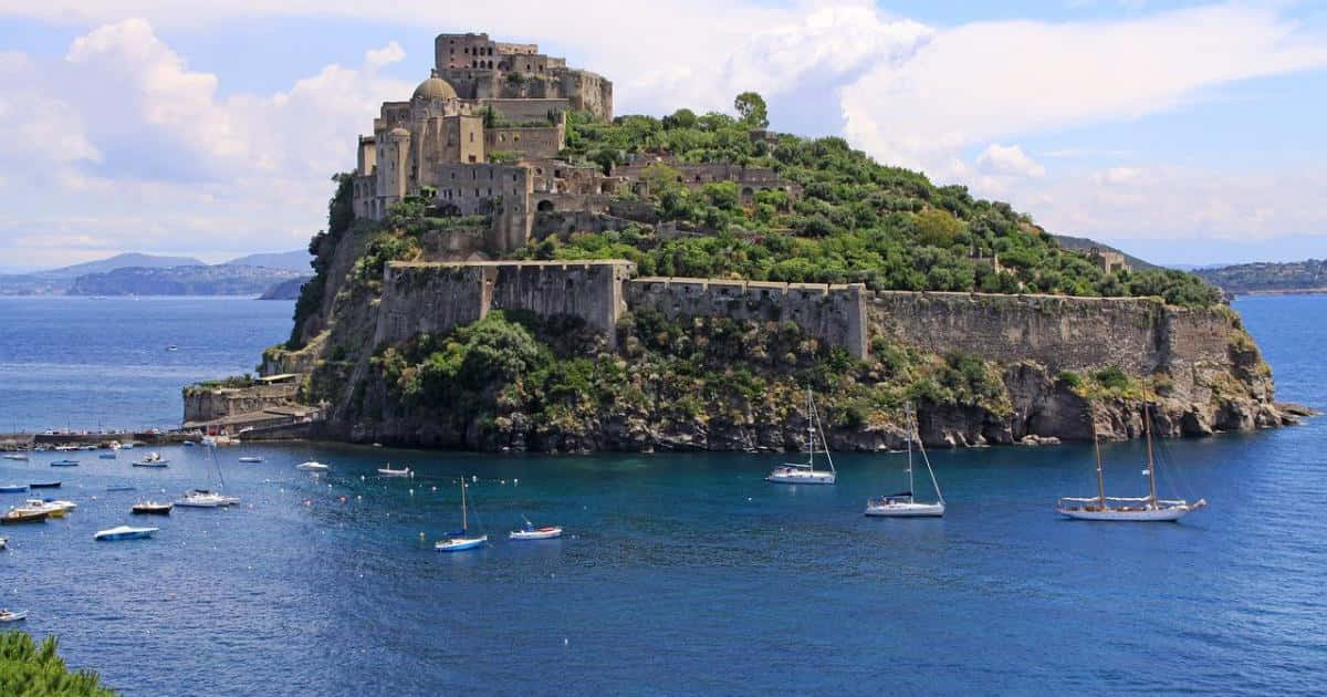 Stunning View Of A Picturesque Italian Island Wallpaper