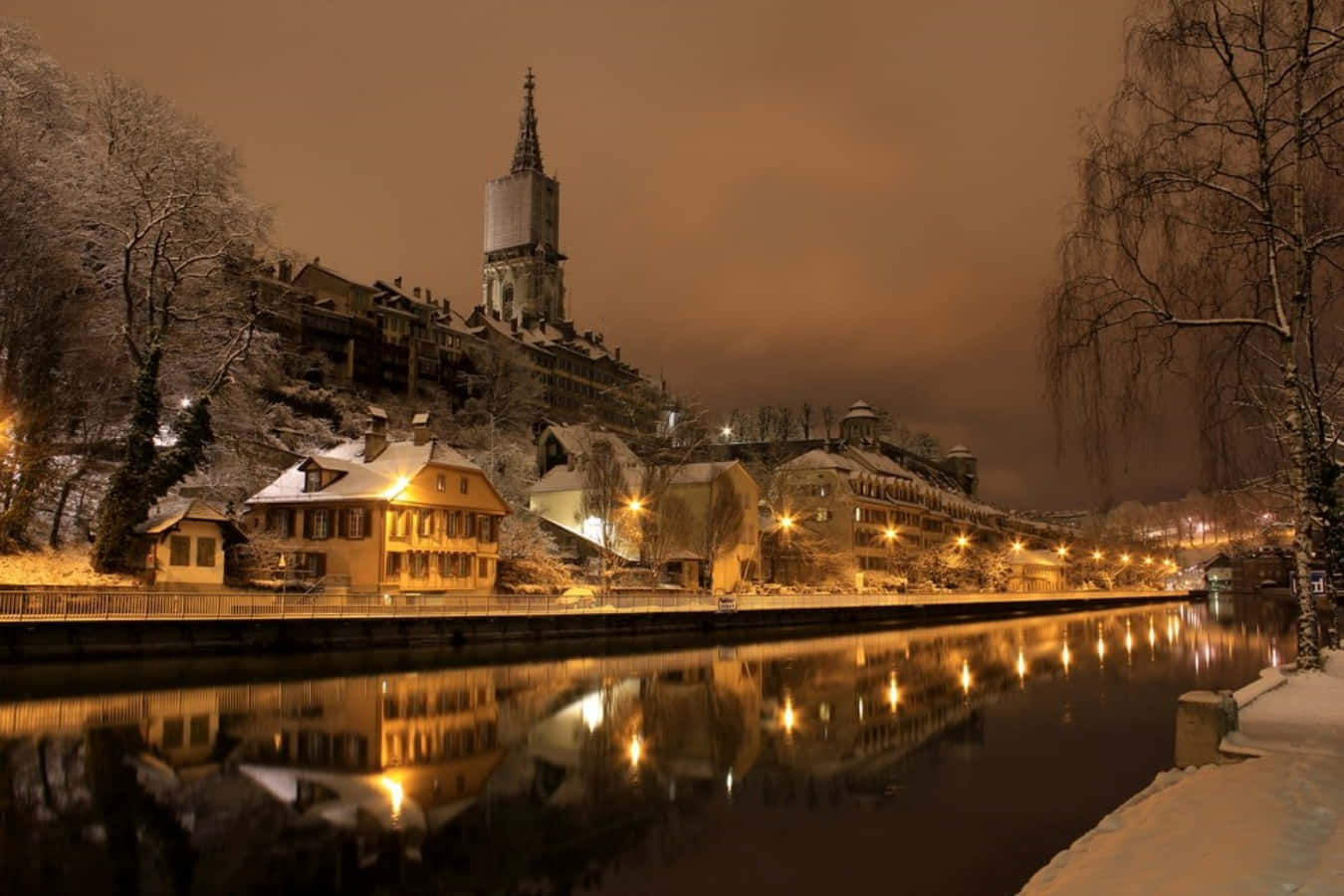 Stunning View Of The Historical City Of Bern, Switzerland Wallpaper