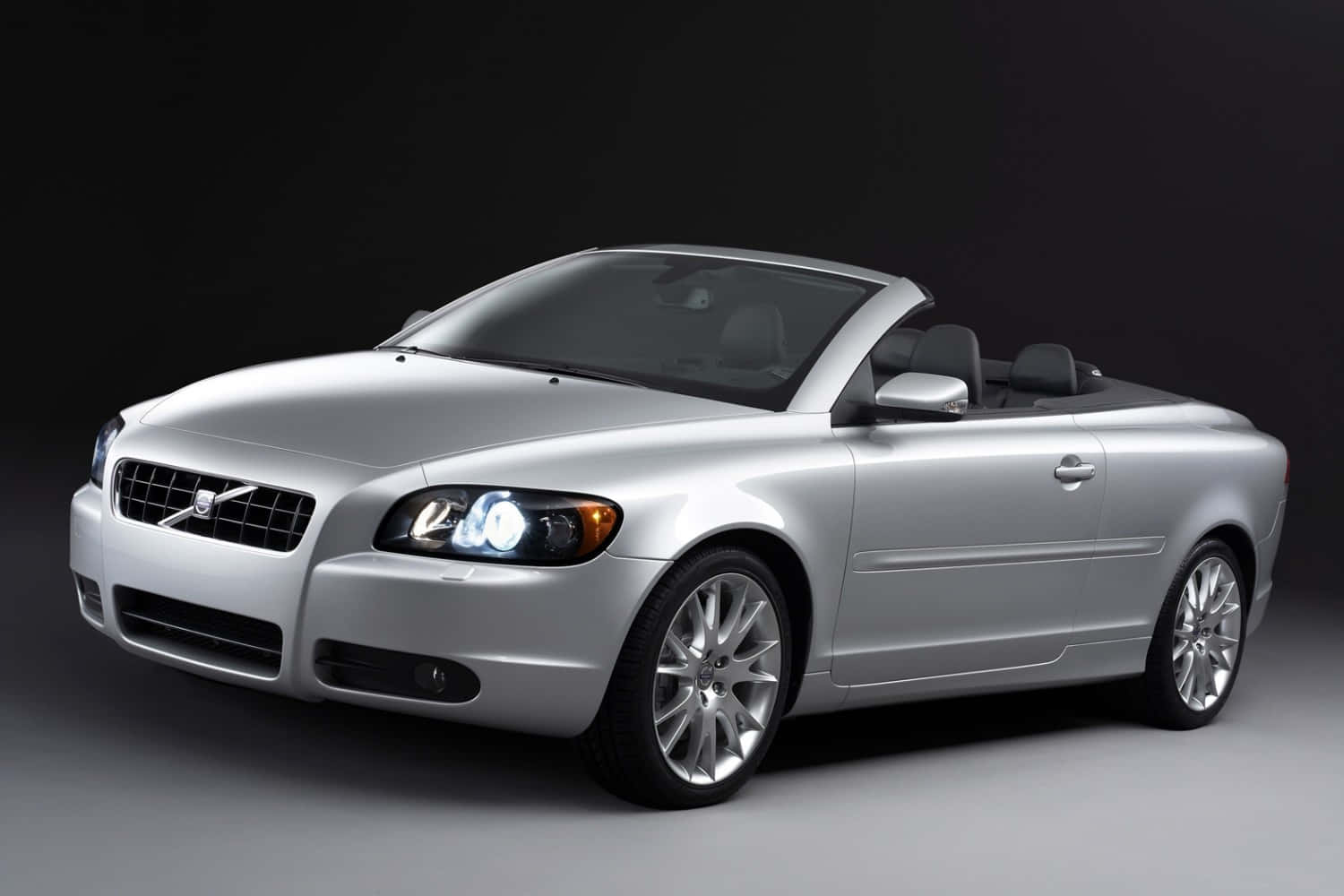 Stunning Volvo C70 Cruising On The Street Wallpaper