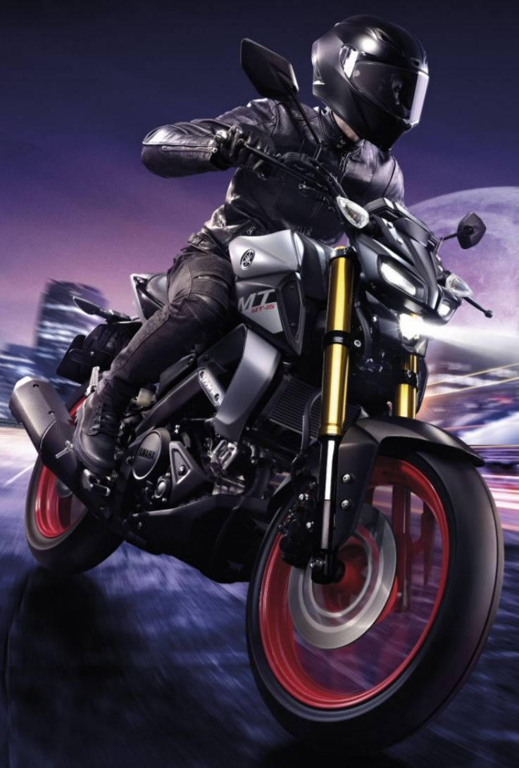 Stunning Yamaha Mt 15 In Action Wallpaper