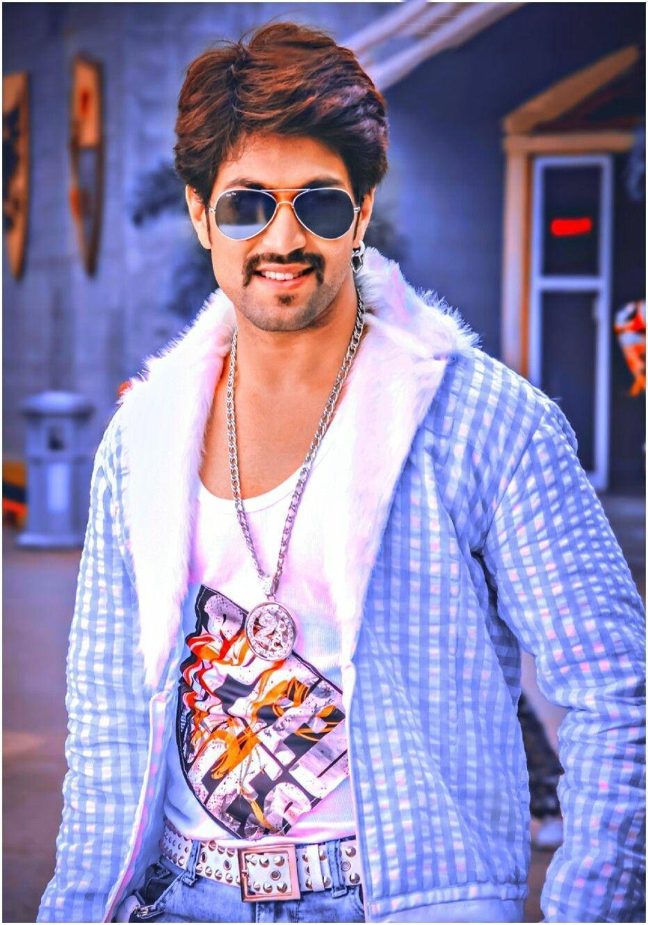 Stylish Actor Rocking Star Yash 4k Wallpaper