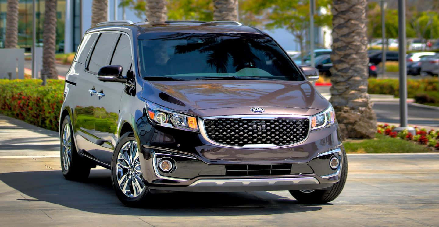 Stylish And Spacious 2021 Kia Sedona Minivan Wallpaper