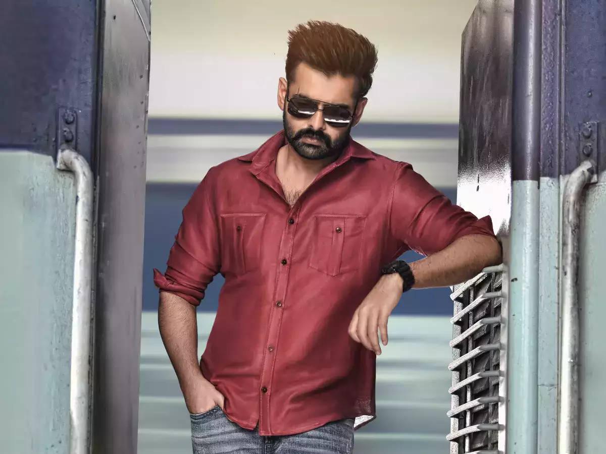 Stylish Casual Ram Pothineni Wallpaper