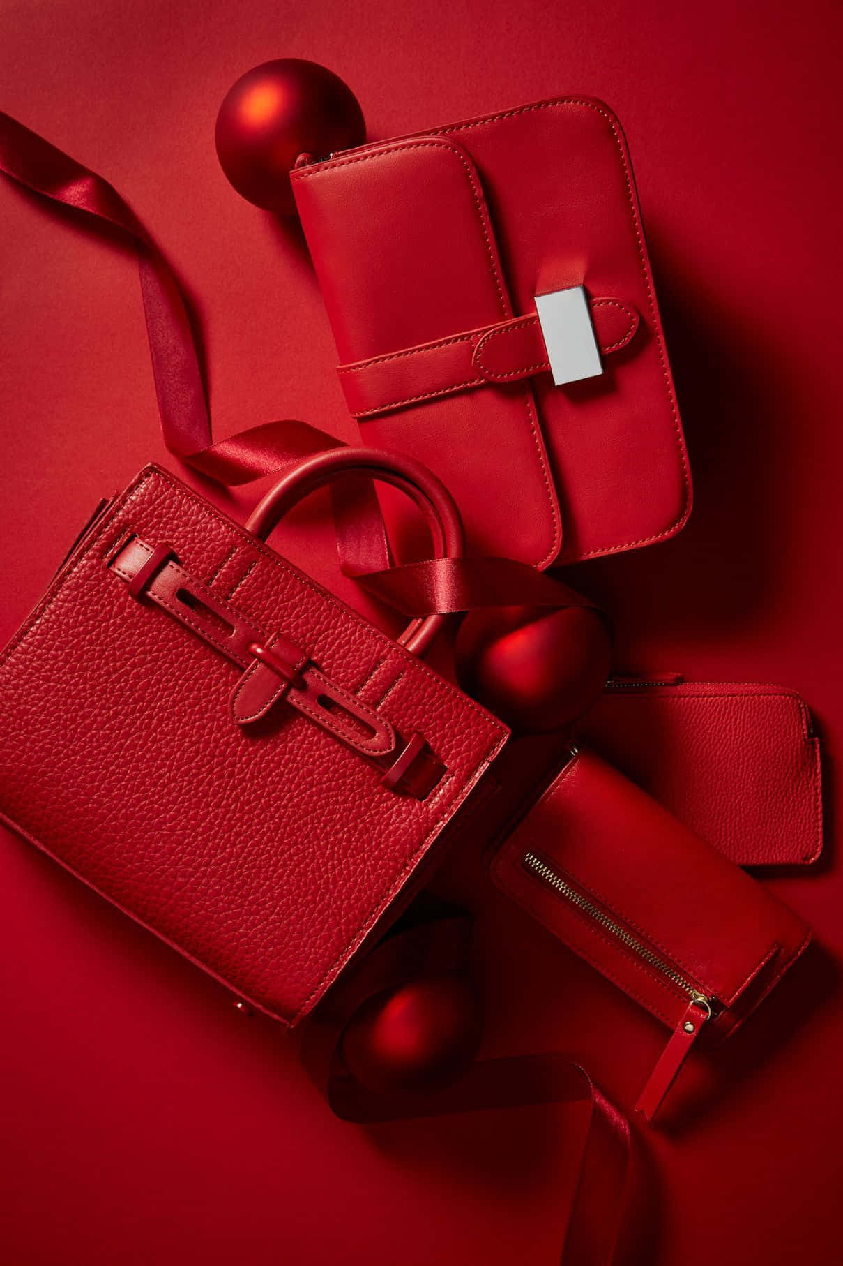 Stylish Red Handbag For Every Occasion Wallpaper