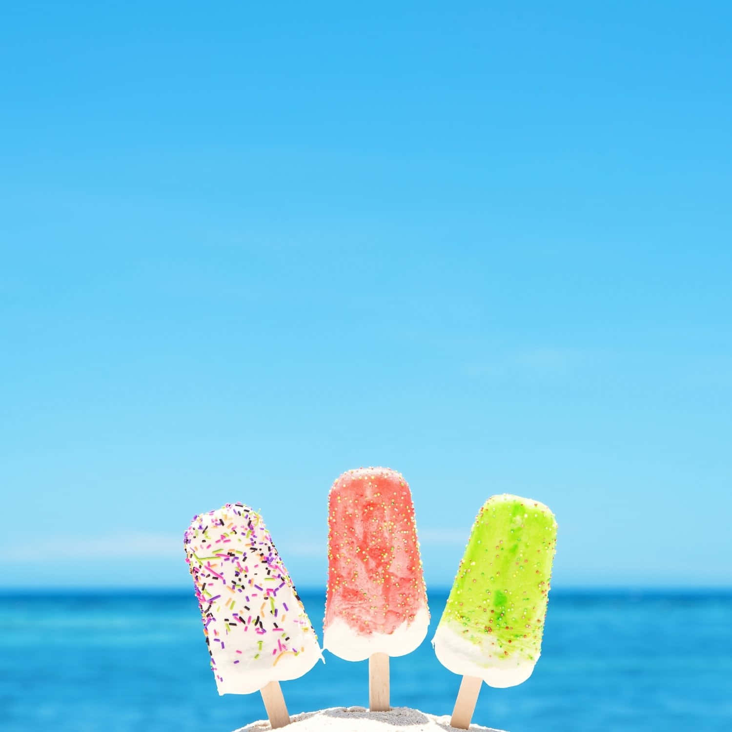 Summer Ice Pops Ocean Backdrop Wallpaper