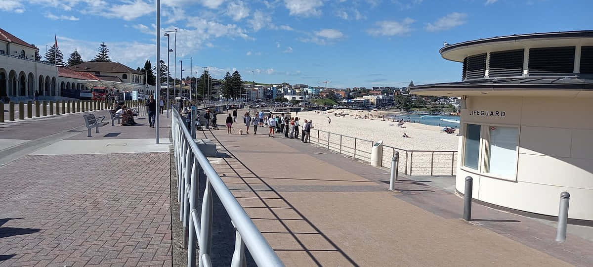 Sunny_ Bondi_ Beach_ Promenade Wallpaper