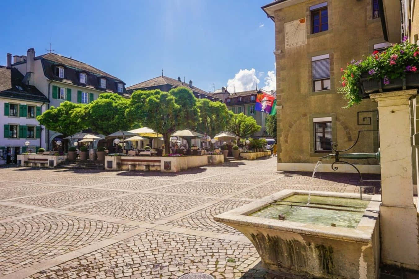 Sunny Dayin Nyon Town Square Switzerland Wallpaper