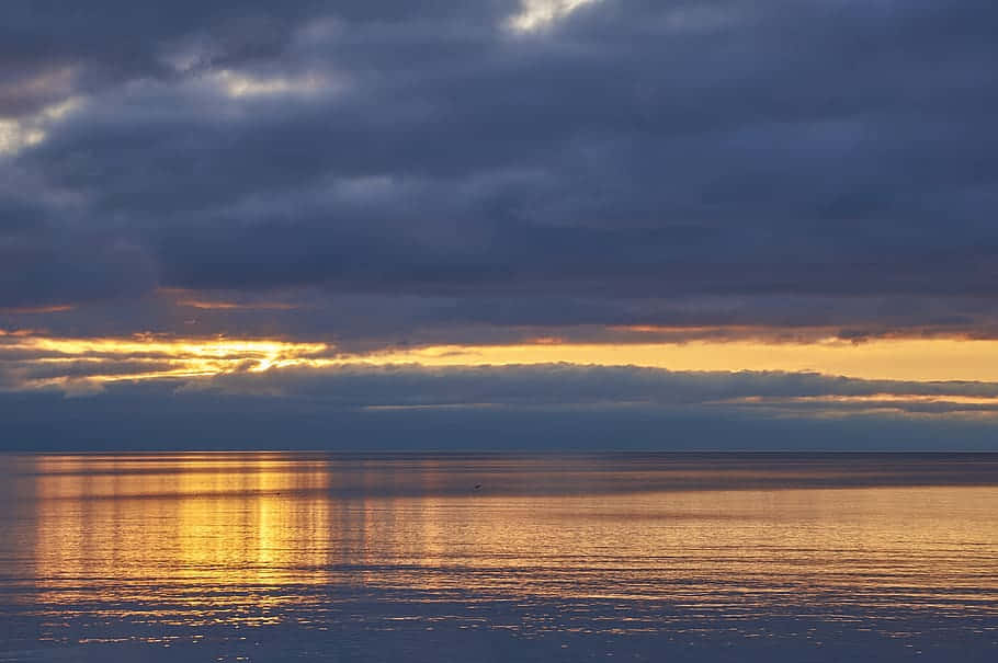 Sunset Reflections Over Lake Ontario Wallpaper