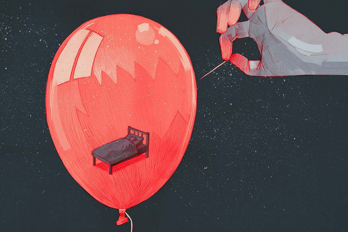 Surreal Dream Balloon Wallpaper