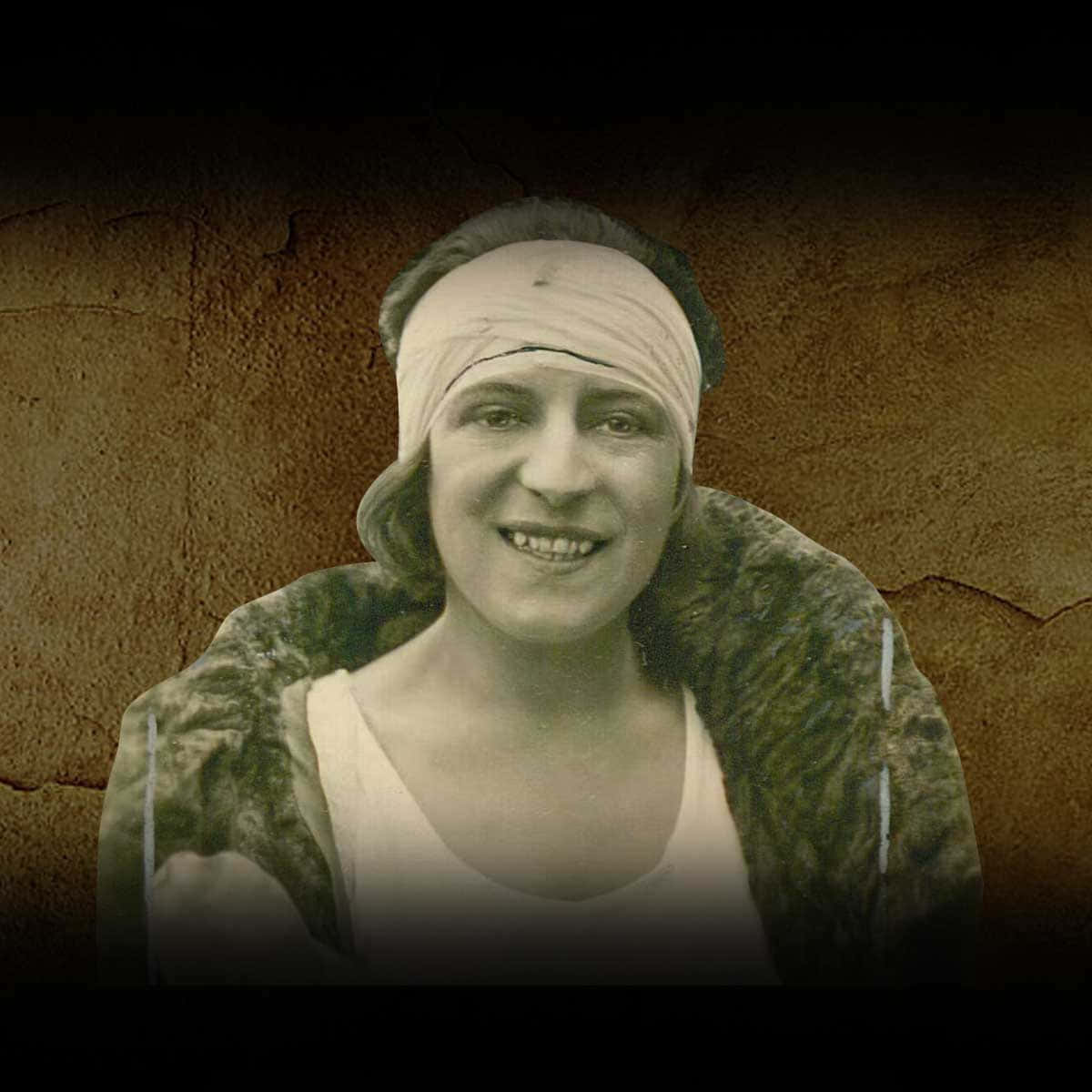 Suzanne Lenglen Tennis Icon Wallpaper