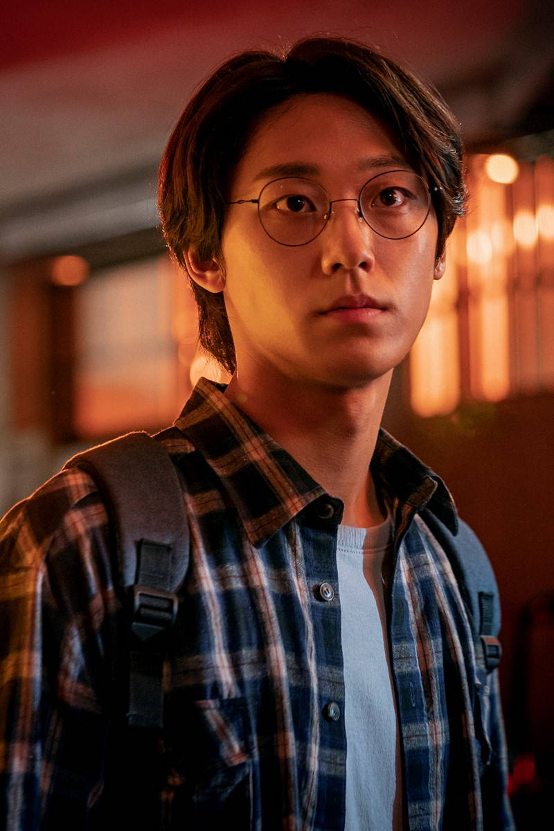 Sweet Home Netflix Lee Eun Hyuk Wallpaper