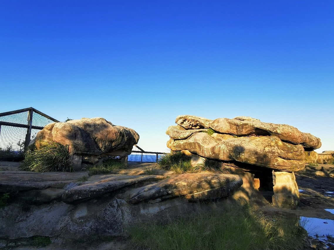 Sydney_ Rocks_ Formation_ At_ Dusk Wallpaper