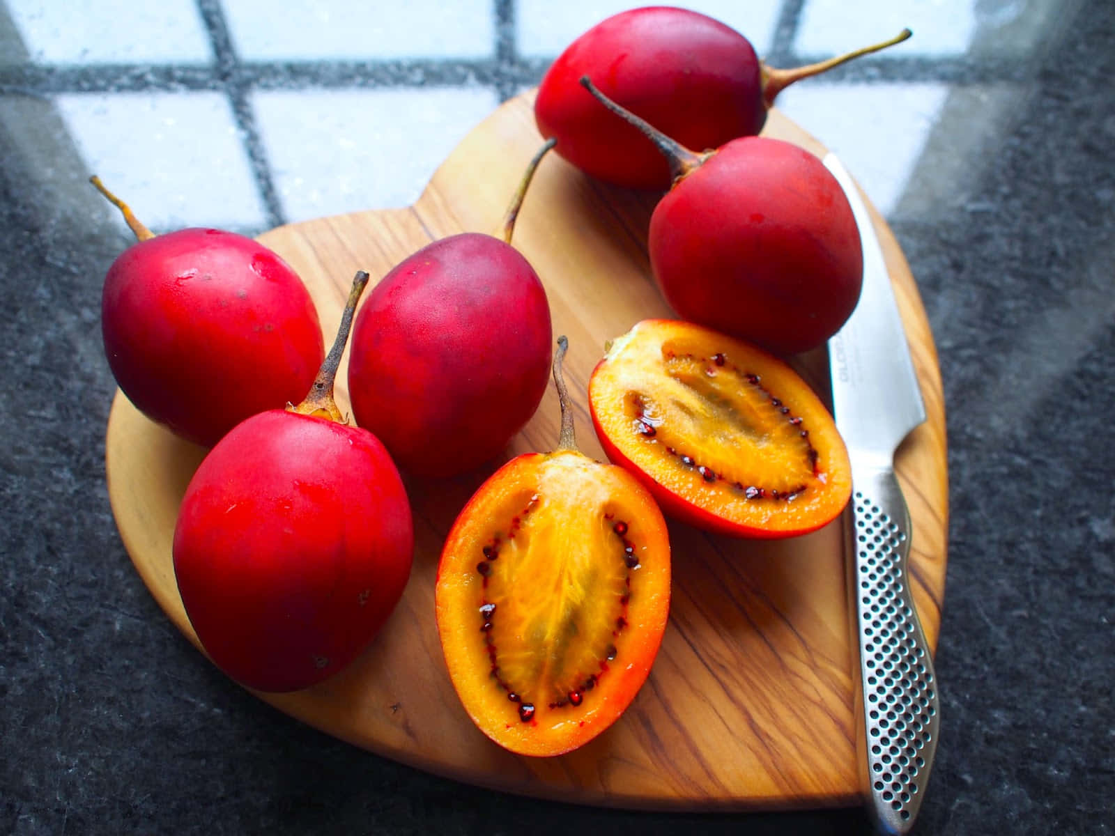 Tamarillo Fruit Stylish Heart Shaped Plating Wallpaper