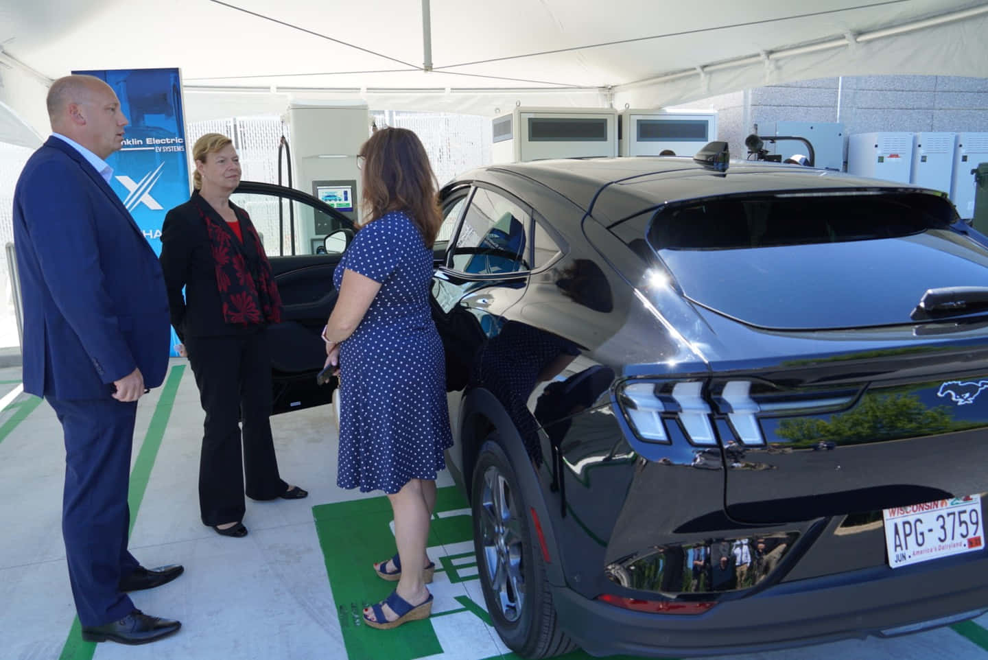 Tammy Baldwin Testing Ev Wallpaper