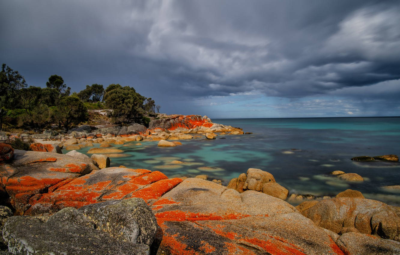 Tasmania Colored Red Rocks Wallpaper