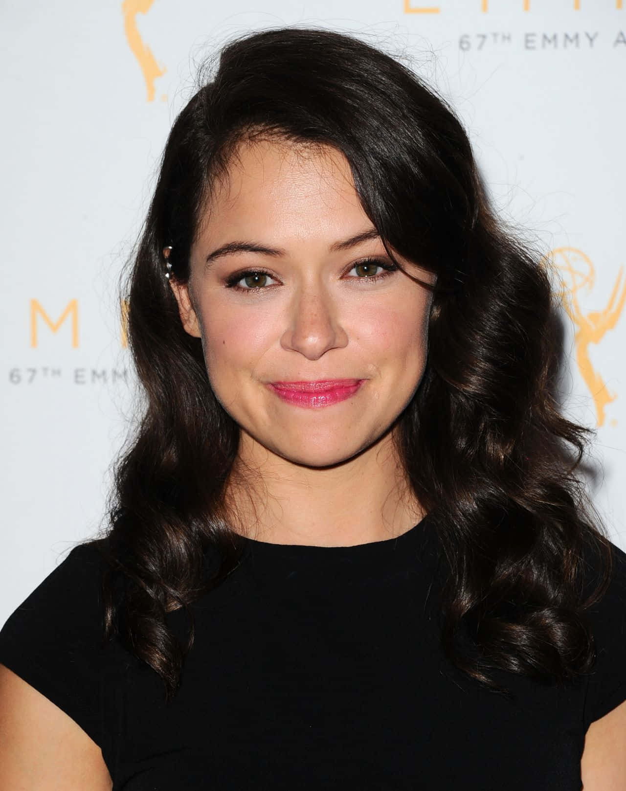 Tatiana Maslany Emmy Awards Event Wallpaper