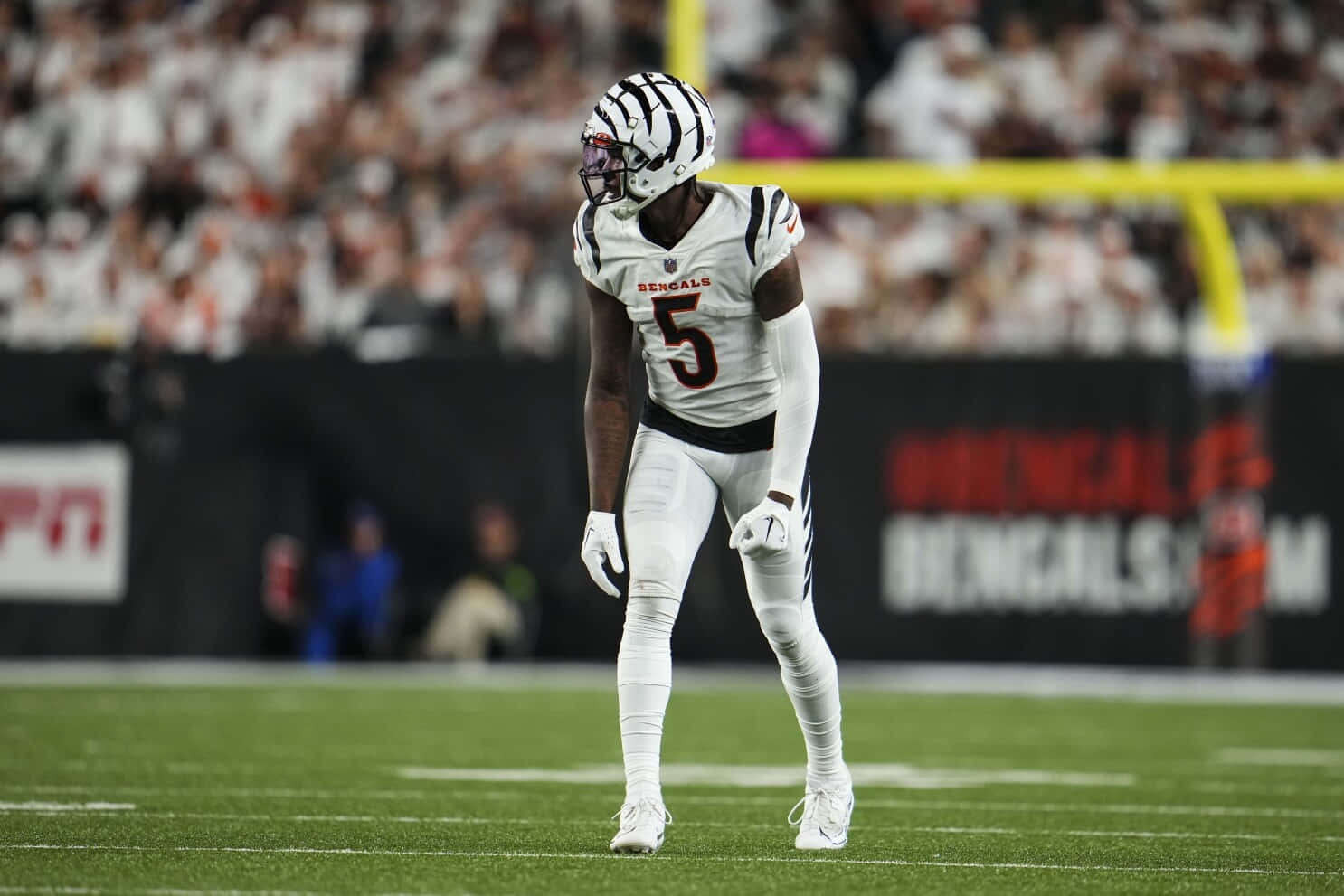 Tee Higgins Bengals Game Ready Wallpaper