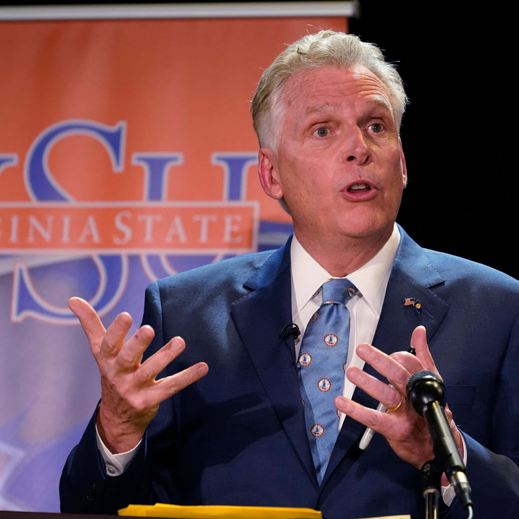 Terry Mcauliffe Speaking At Virginia State University Wallpaper