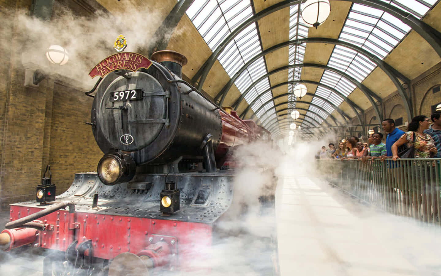 The Magical Hogwarts Express Departing From Platform 9 ¾ At King's Cross Station Wallpaper