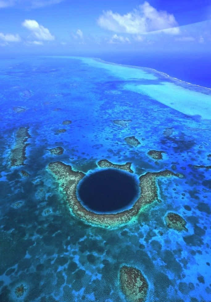 The Majestic Beauty Of Blue Hole Wallpaper