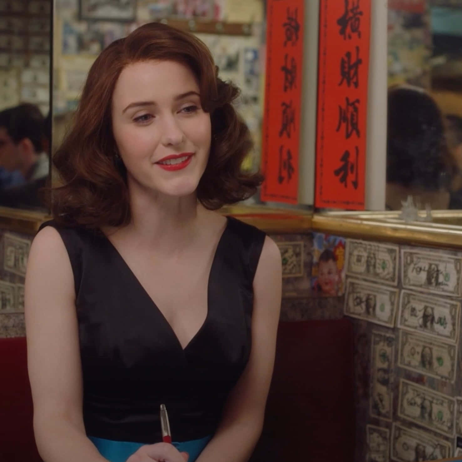 The Marvelous Mrs. Maisel Standing In The Spotlight Wallpaper