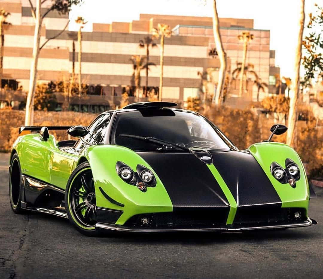 The Ultimate Beauty Of Speed - Pagani Zonda Cinque Wallpaper