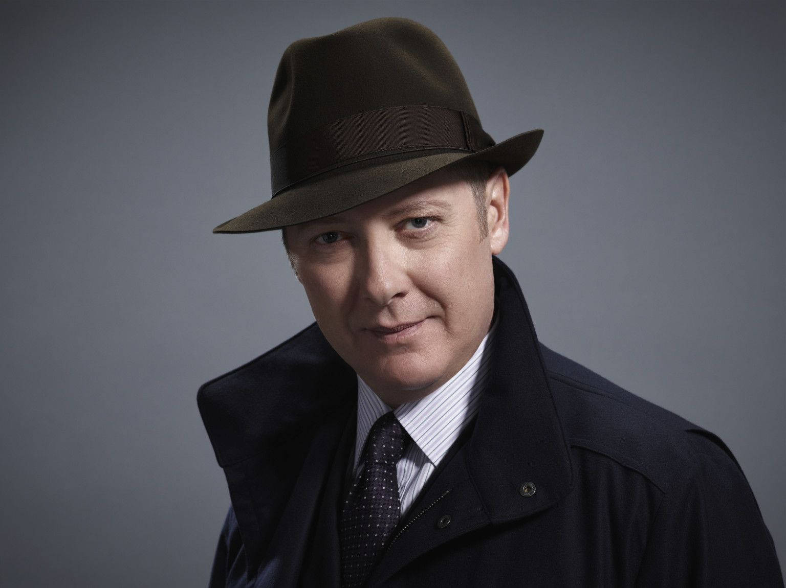 The Villainous Smile Of Raymond Reddington Wallpaper