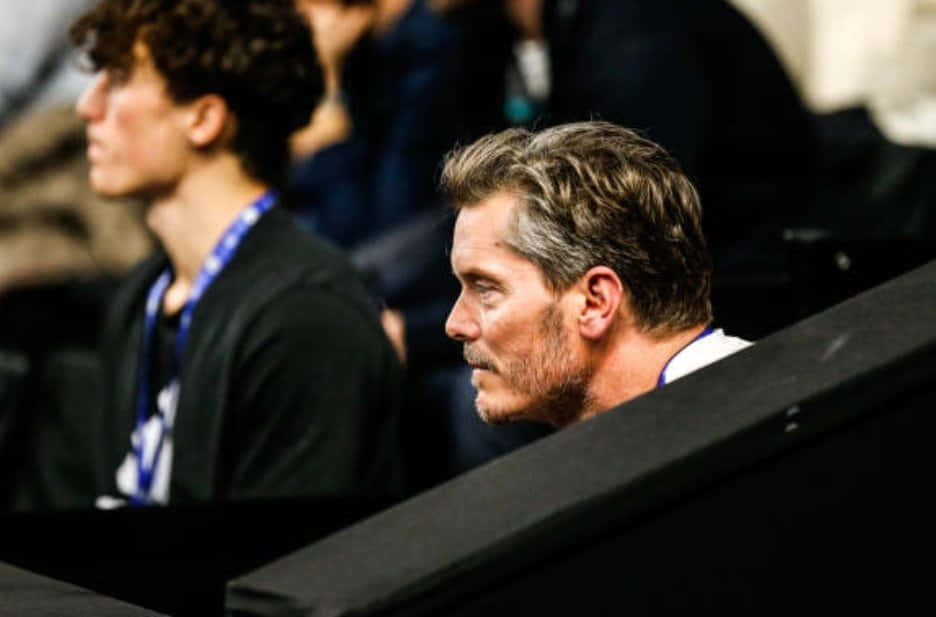 Thomas Enqvist Watching Side View Wallpaper