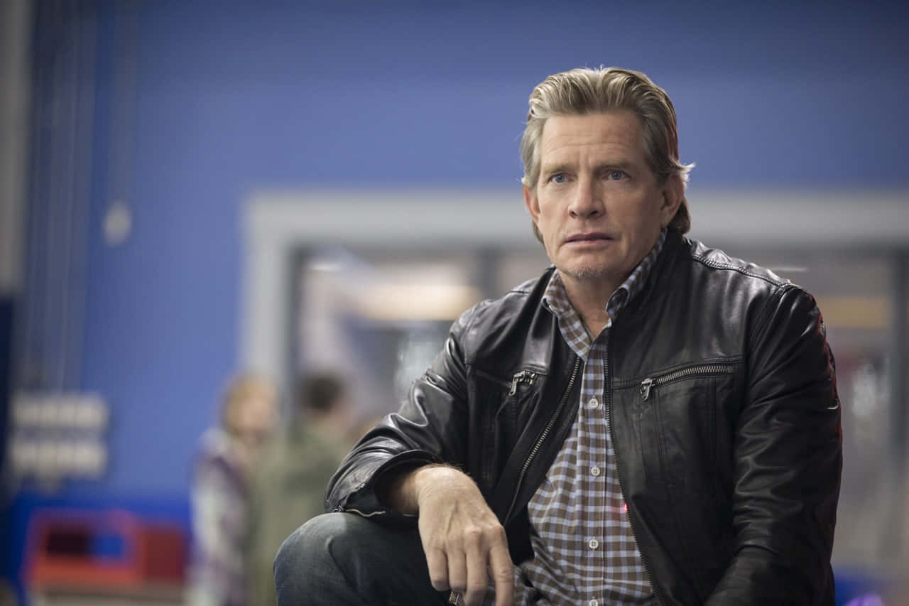 Thomas Haden Church In A Photoshoot Wallpaper