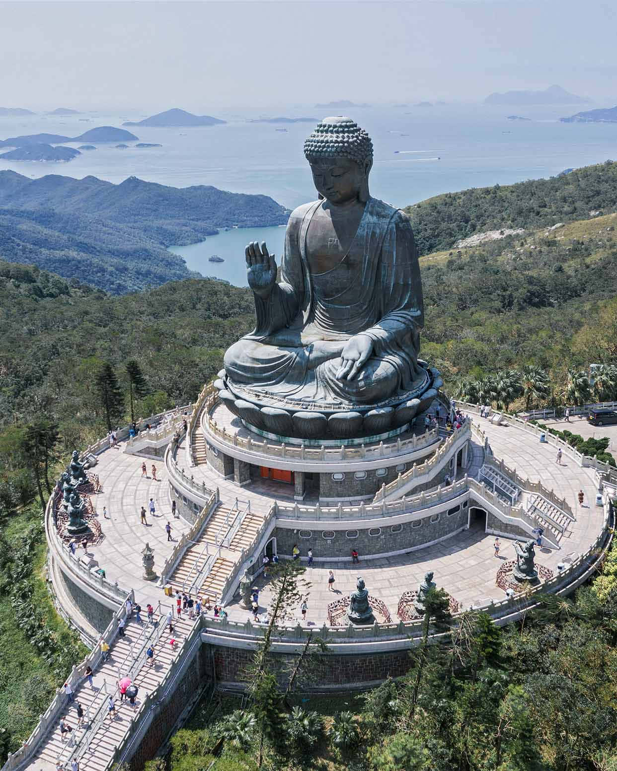 Tian Tan Buddha Wallpaper