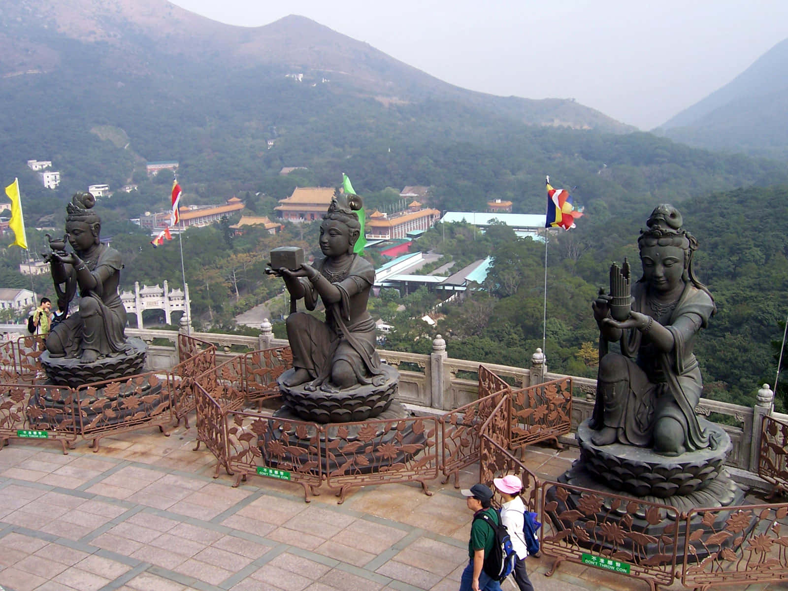 Tian Tan Buddha Wallpaper