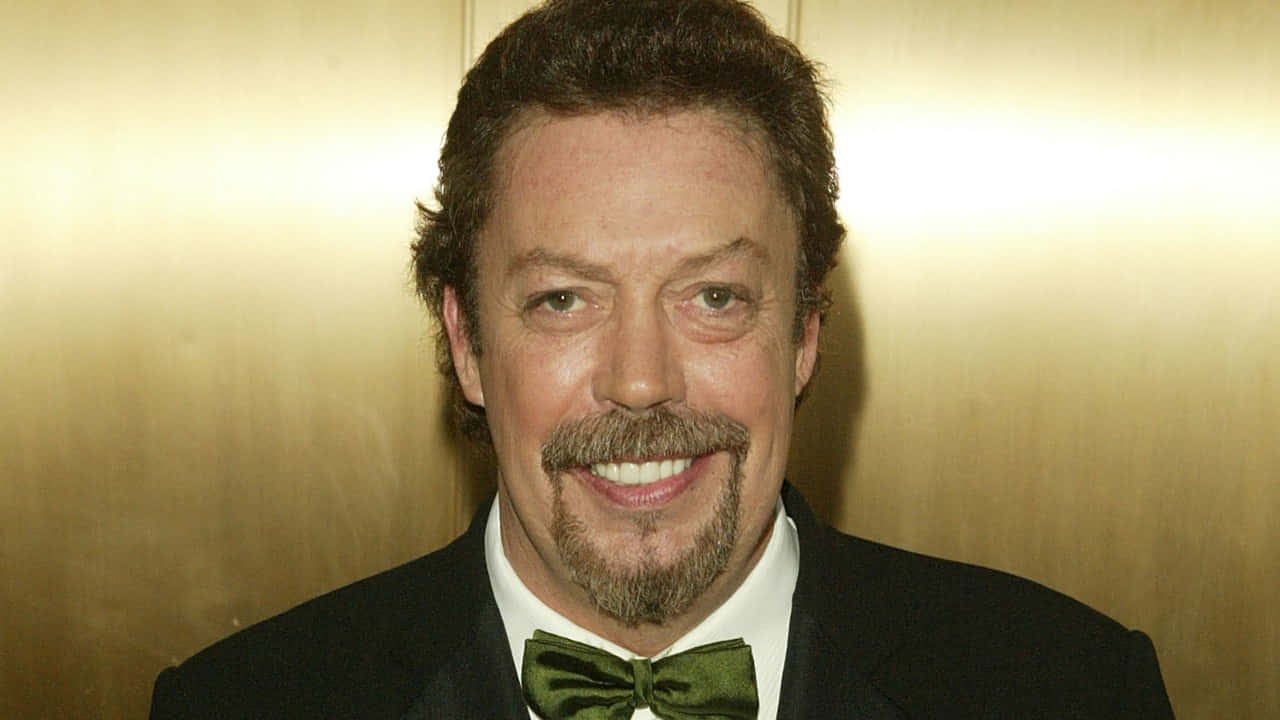 Tim Curry, The Legendary Actor And Artist Wallpaper